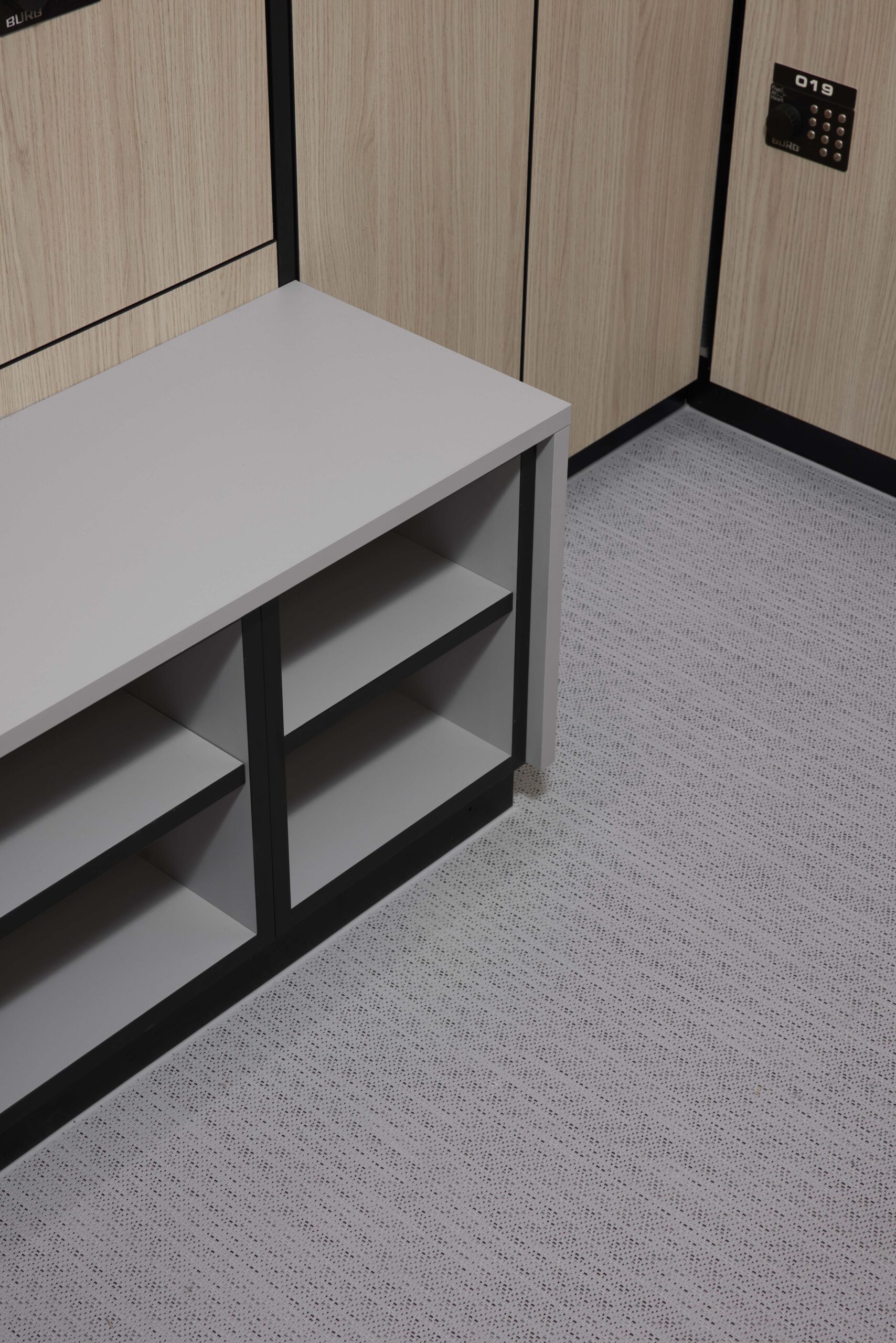 ForestOne+GreyPuksand_09.05.23_SH_13_100-8050 ForestOne+GreyPuksand_09.05.23_SH_13_100-8050